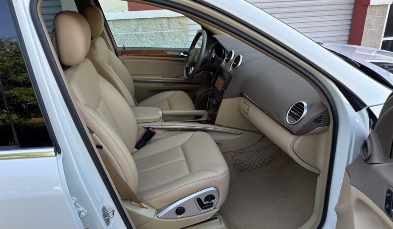 
								2009 Mercedes-Benz GL450 4MATIC full									