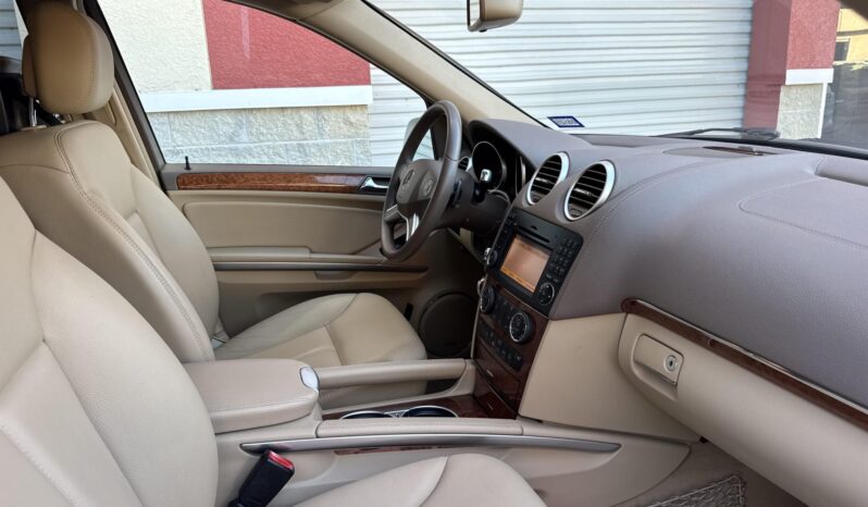 
								2009 Mercedes-Benz GL450 4MATIC full									