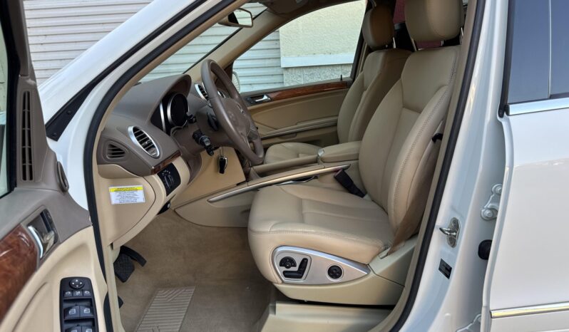 
								2009 Mercedes-Benz GL450 4MATIC full									