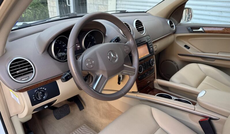 
								2009 Mercedes-Benz GL450 4MATIC full									