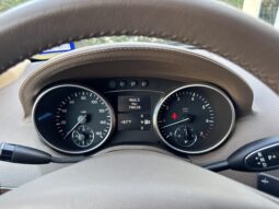 
										2009 Mercedes-Benz GL450 4MATIC full									