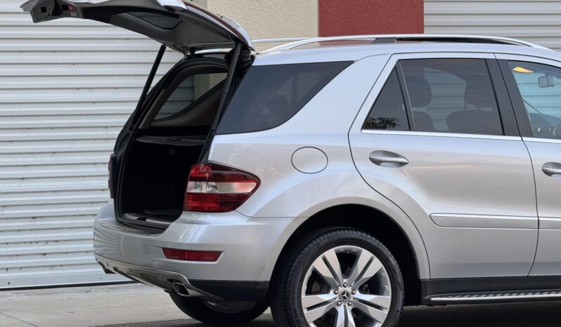 
								2009 Mercedes-Benz ML350 4MATIC full									