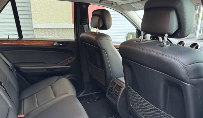 
								2009 Mercedes-Benz ML350 4MATIC full									