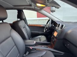 
										2009 Mercedes-Benz ML350 4MATIC full									