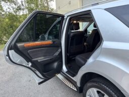 
										2009 Mercedes-Benz ML350 4MATIC full									