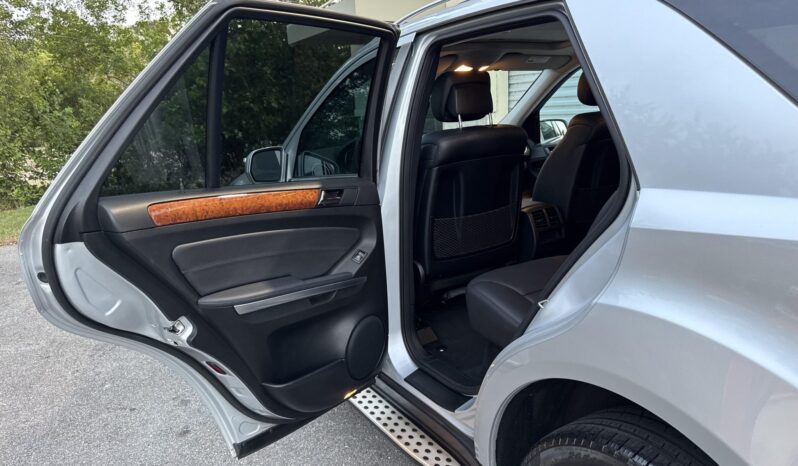 
								2009 Mercedes-Benz ML350 4MATIC full									