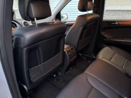 
										2009 Mercedes-Benz ML350 4MATIC full									