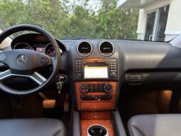 
										2009 Mercedes-Benz ML350 4MATIC full									