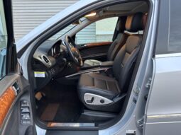
										2009 Mercedes-Benz ML350 4MATIC full									