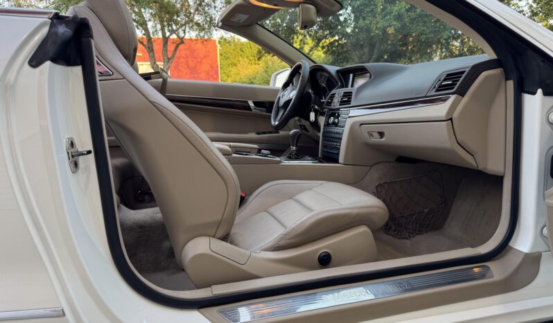 
								2011 Mercedes-Benz E350 Cabriolet full									
