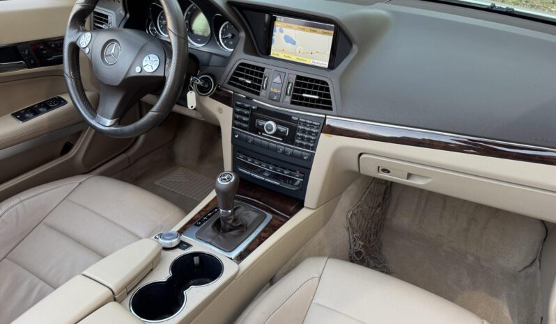 
								2011 Mercedes-Benz E350 Cabriolet full									