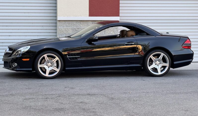 
								2011 Mercedes-Benz SL550 full									