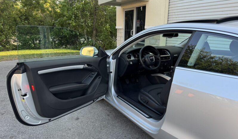 
								2012 Audi A5 2.0T Premium Plus 6-Speed full									