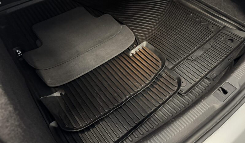 
								2012 Audi A5 2.0T Premium Plus 6-Speed full									