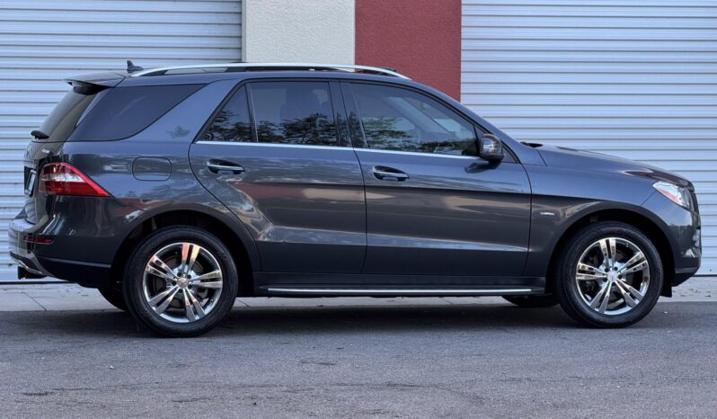 
								2012 Mercedes-Benz ML350 4MATIC full									