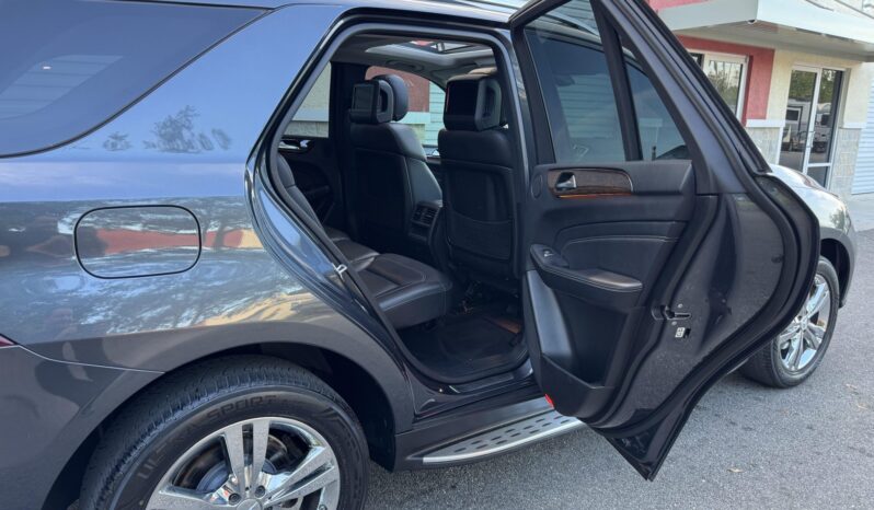 
								2012 Mercedes-Benz ML350 4MATIC full									