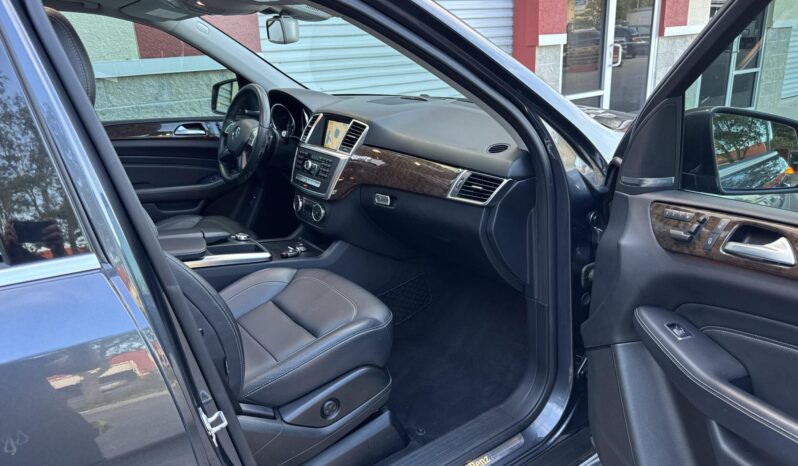 
								2012 Mercedes-Benz ML350 4MATIC full									