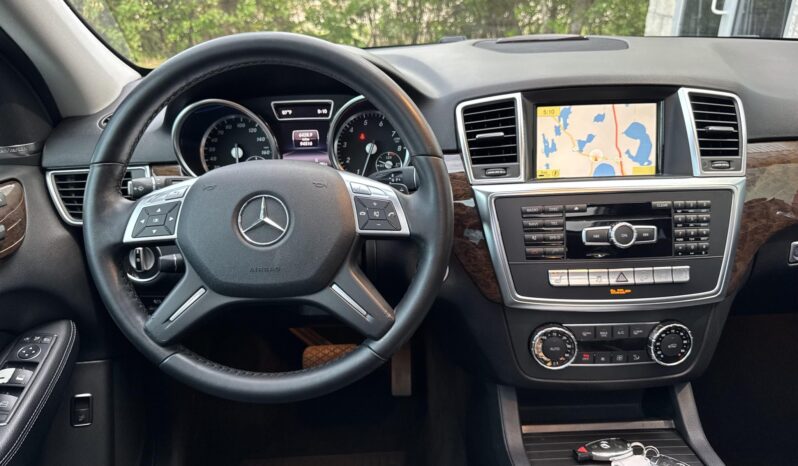 
								2012 Mercedes-Benz ML350 4MATIC full									