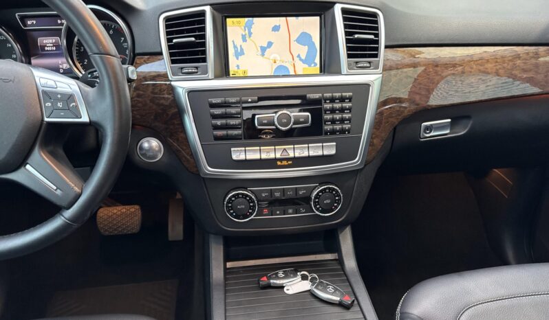 
								2012 Mercedes-Benz ML350 4MATIC full									