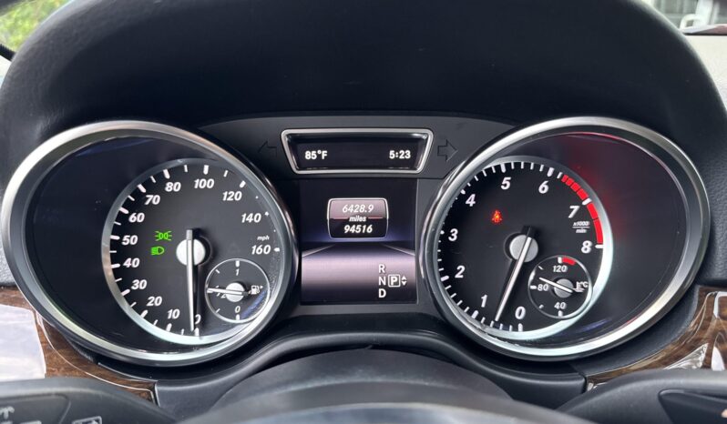 
								2012 Mercedes-Benz ML350 4MATIC full									