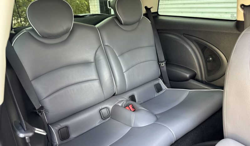 
								2013 Mini Cooper S full									