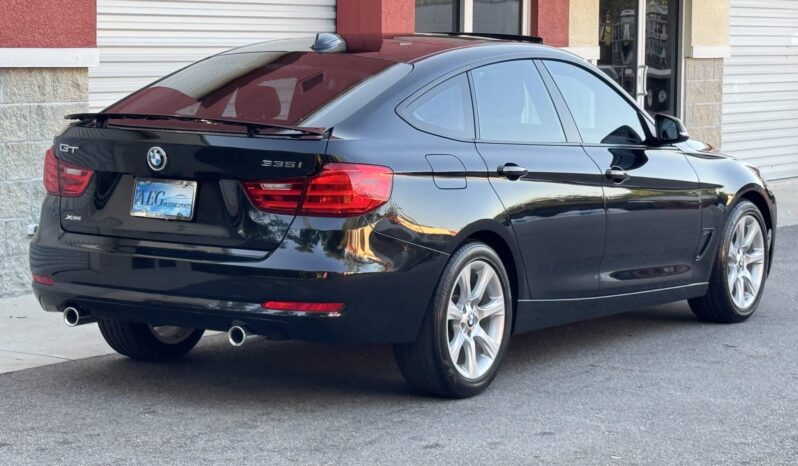 
								2015 BMW 335i xDrive Gran Turismo full									