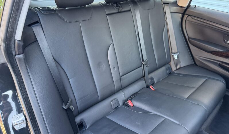 
								2015 BMW 335i xDrive Gran Turismo full									