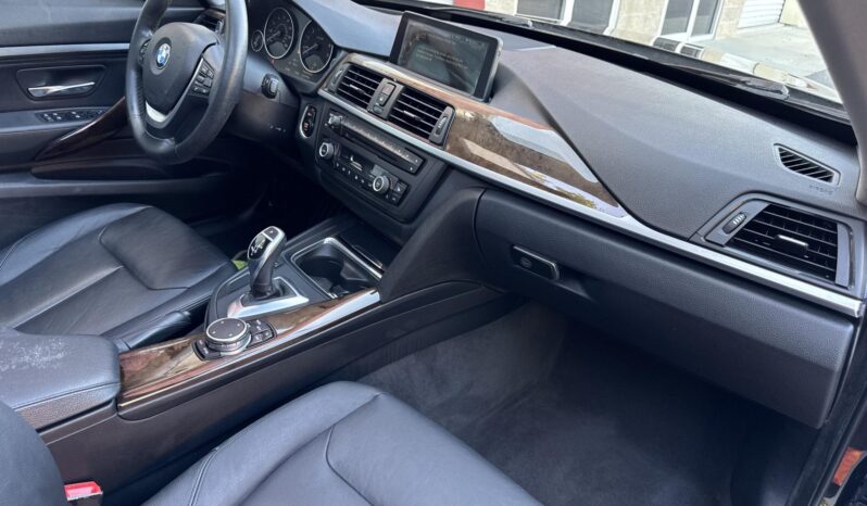 
								2015 BMW 335i xDrive Gran Turismo full									