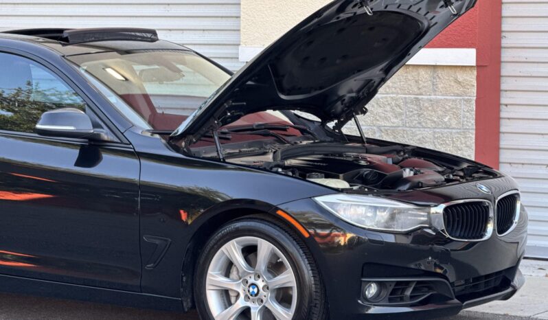
								2015 BMW 335i xDrive Gran Turismo full									
