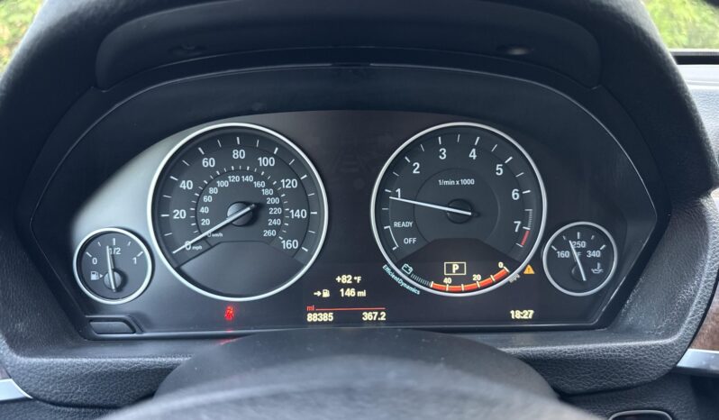 
								2015 BMW 335i xDrive Gran Turismo full									
