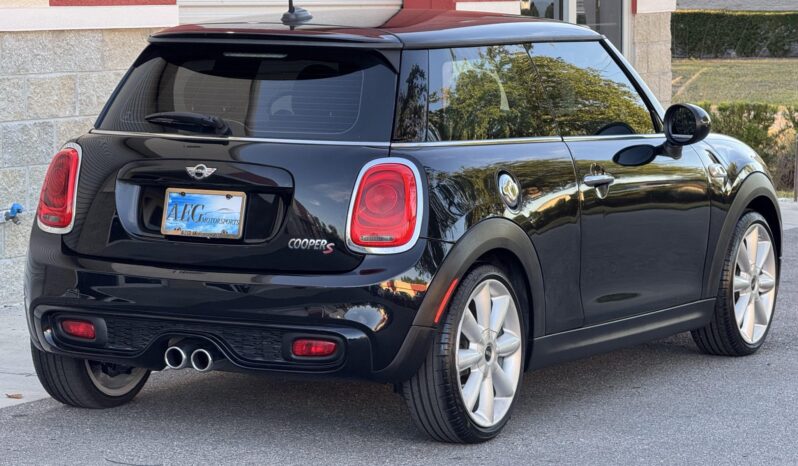
								2016 Mini Cooper S 6-Speed full									