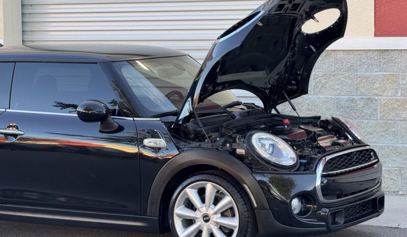 
								2016 Mini Cooper S 6-Speed full									