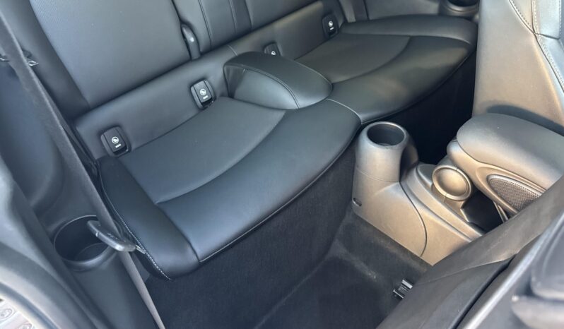 
								2016 Mini Cooper S 6-Speed full									