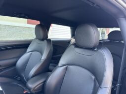 
										2016 Mini Cooper S 6-Speed full									