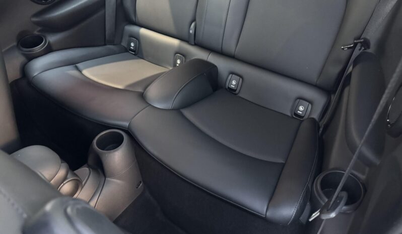
								2016 Mini Cooper S 6-Speed full									