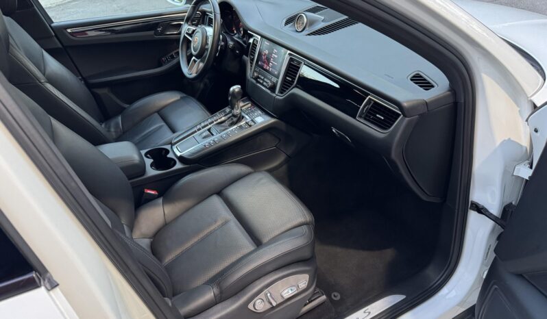 
								2018 Porsche Macan S full									