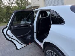 
										2018 Porsche Macan S full									