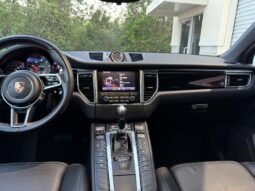 
										2018 Porsche Macan S full									