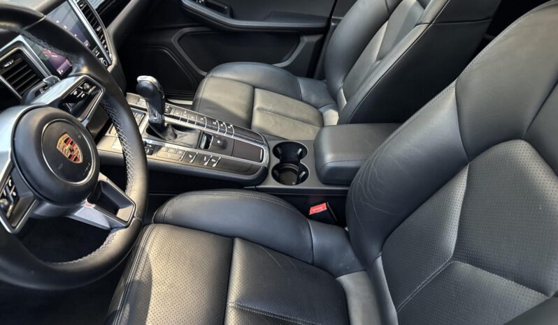 
								2018 Porsche Macan S full									