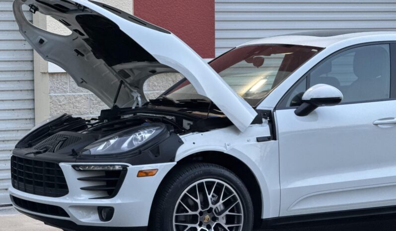 
								2018 Porsche Macan S full									