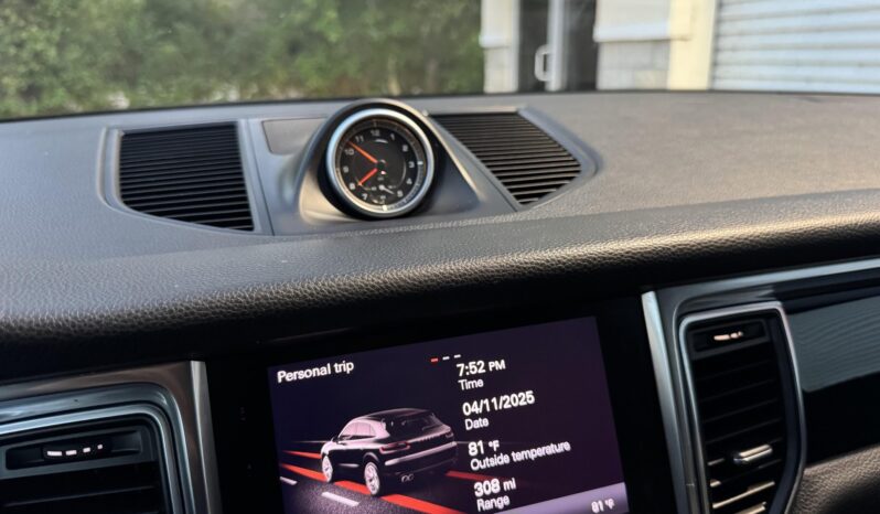
								2018 Porsche Macan S full									