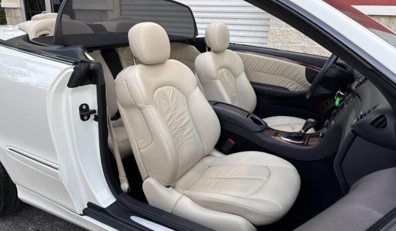 
								2008 Mercedes-Benz CLK350 Cabriolet full									