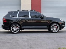 
										2008 Porsche Cayenne Turbo full									