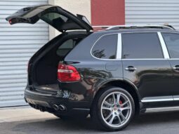 
										2008 Porsche Cayenne Turbo full									