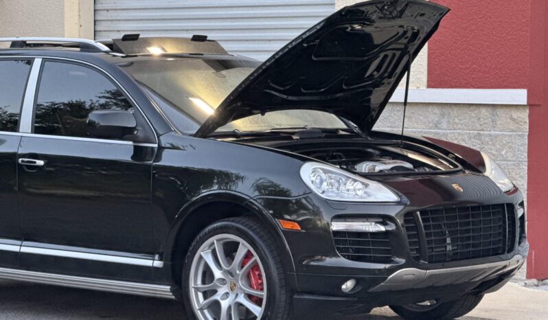 
								2008 Porsche Cayenne Turbo full									