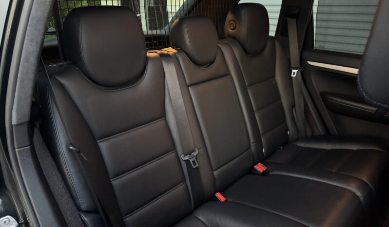 
								2008 Porsche Cayenne Turbo full									