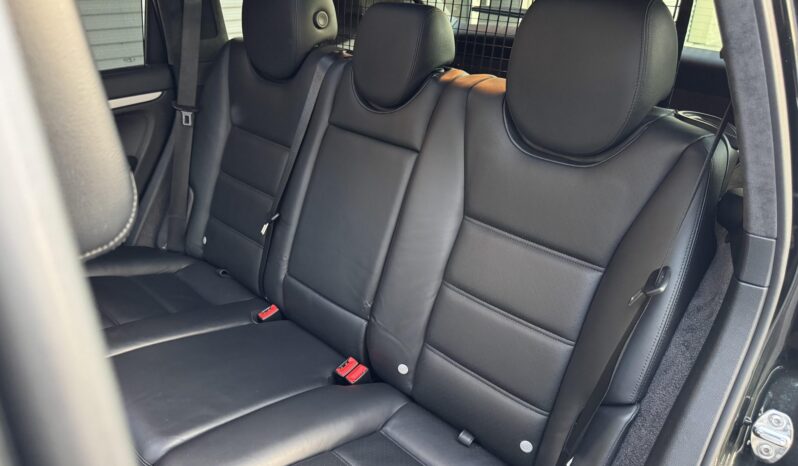 
								2008 Porsche Cayenne Turbo full									