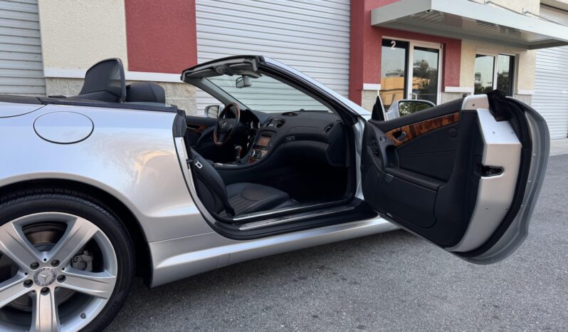 
								2009 Mercedes-Benz SL550 full									