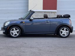 
										2009 Mini Cooper Convertible full									