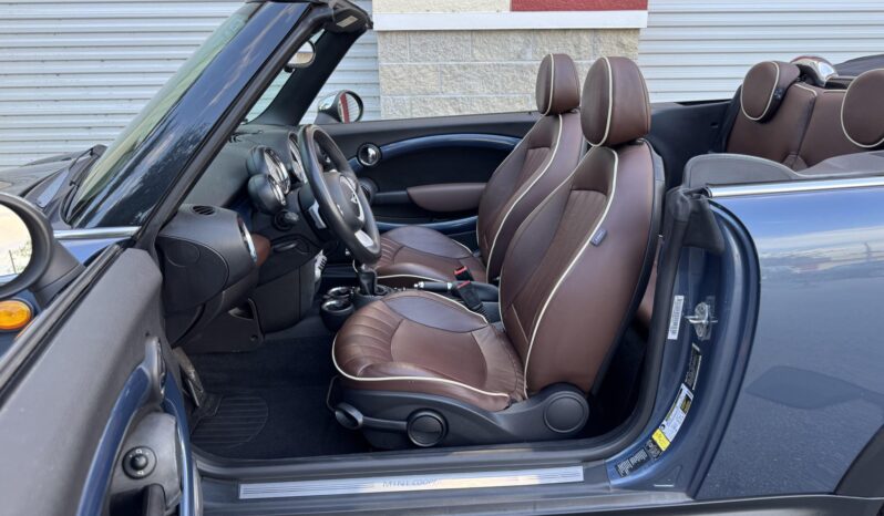
								2009 Mini Cooper Convertible full									